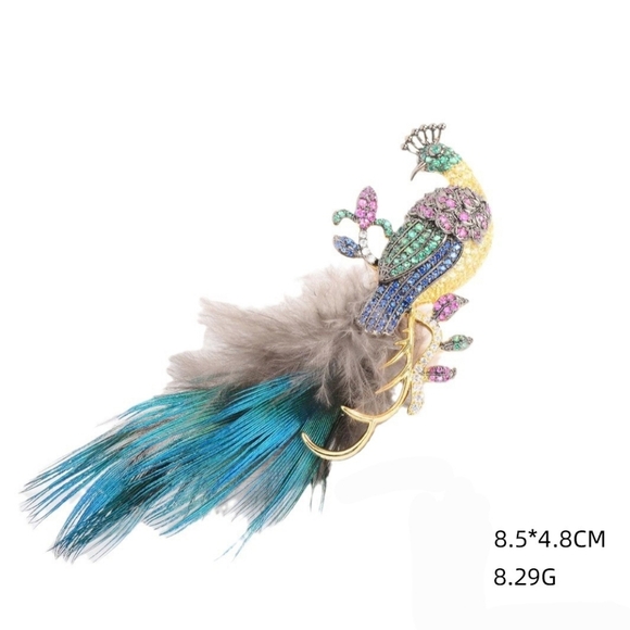 VQ Peacock Brooch - Picture 5 of 7